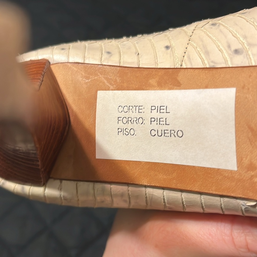 Stuart Weitzman Platform Snakeskin Leather Pump - image 5